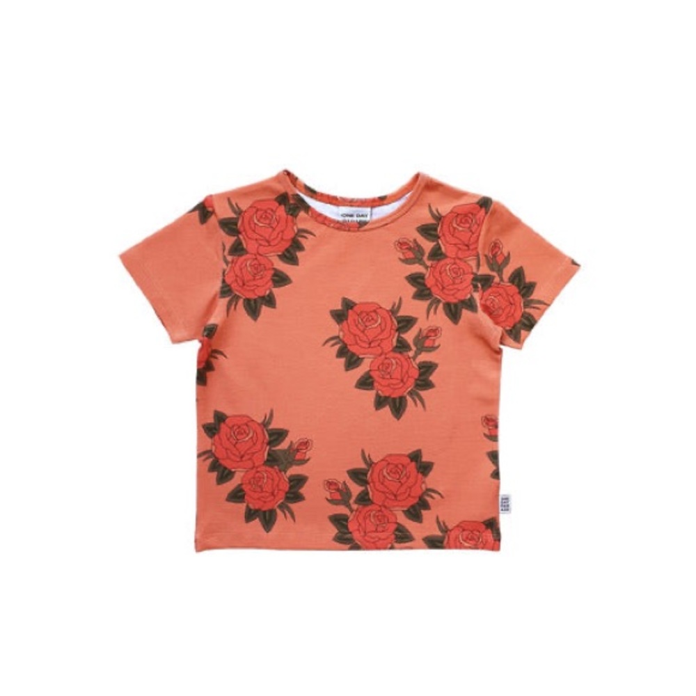 🆕🏷️ One Day AOP T-Shirt Pink 🌹💗 5/6Y